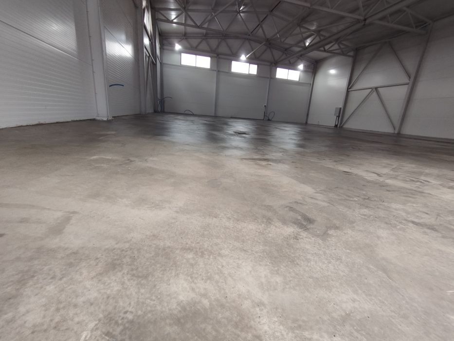 Заливка пола в промышленном помещении